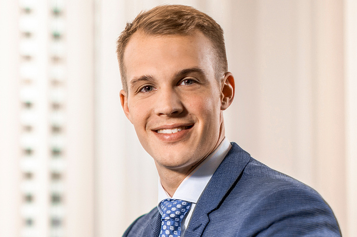 Dr. Marvin Schippers