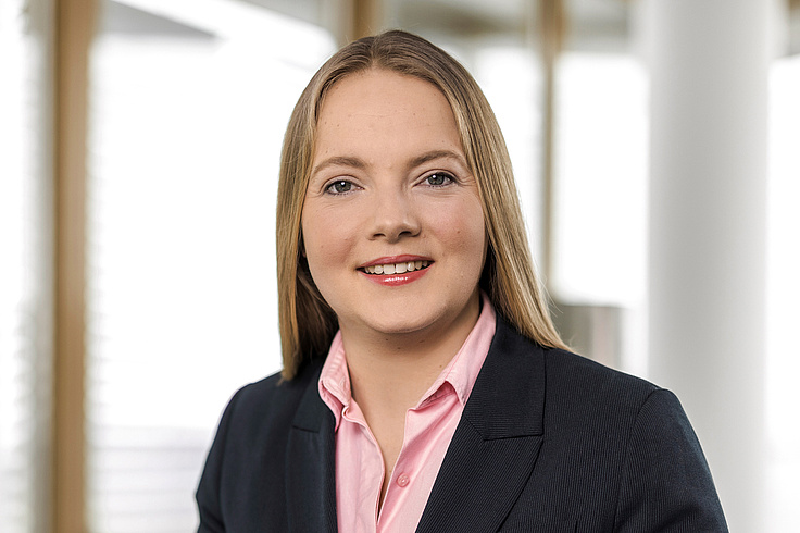 Dr Julia Wiemer, LL.M.